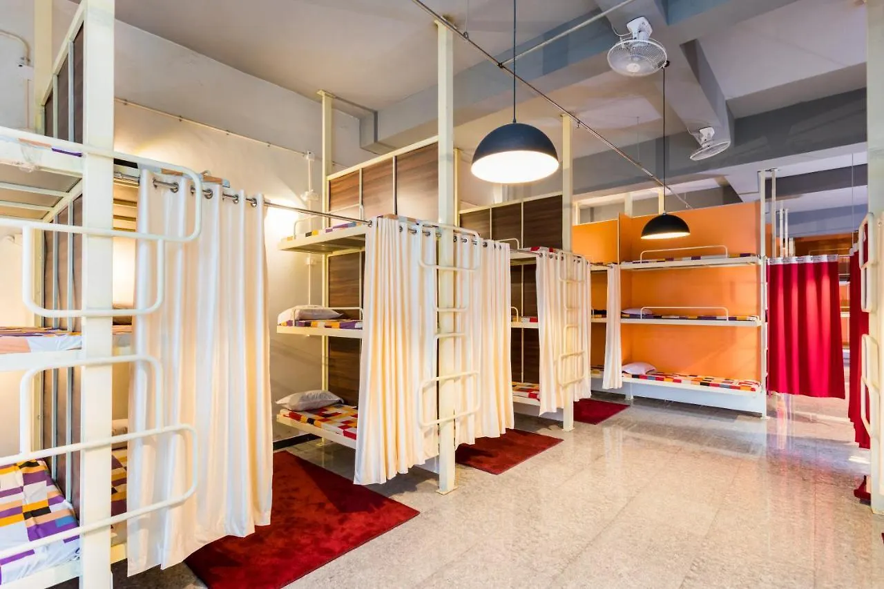 Peters Inn Kochi Metro Accommodation Services Индия
