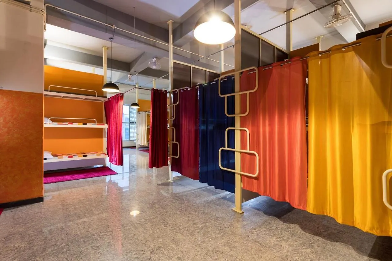 Хостел Peters Inn Kochi Metro Accommodation Services